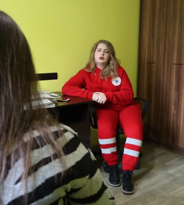 «Найважче — неповага з боку пацієнтів»: парамедикиня з Луцька про роботу швидкої та війну