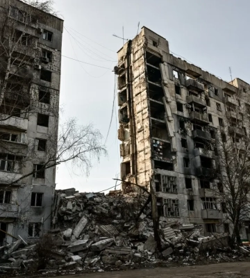 Російські військові атакували КАБами Оріхів Запорізької області: є загиблий та поранена