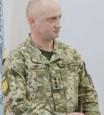 Масштабний шмон у ТЦК: на Закарпатті СБУ проводить обшуки у всіх ТЦК та будинки у військкомів, долари знаходять ящиками