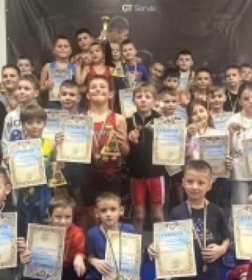 На Рівненщині відбулася новорічна першість з вільної боротьби серед юних спортсменів