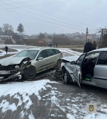 Поліція розслідує 5 ДТП із загиблими та травмованими, які сталися на дорогах Тернопільщини. ФОТО