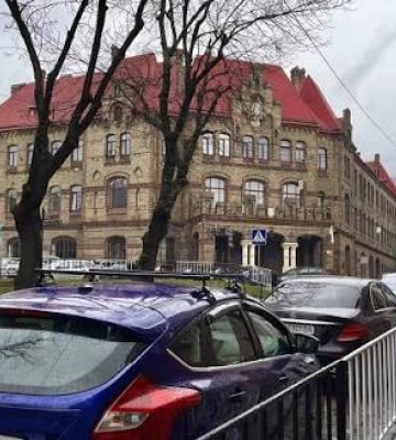 У Львові ветеранам дозволять паркуватися безкоштовно — але з лімітом