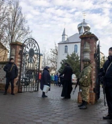 В оккупированном Мелитополе штрафуют за молитвы: город превращают в тюрьму строгого режима 
