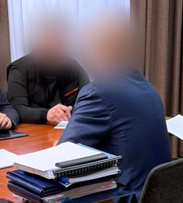В Киеве задержали адвоката за вымогательство $100 тысяч от компании и угрозы штрафом в 1 миллиард гривен