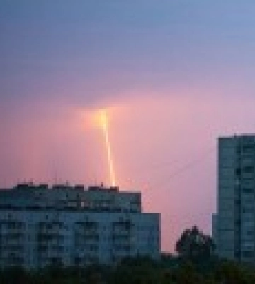 Окупанти завдали по Харкову 2 ракетних удари типу С300
