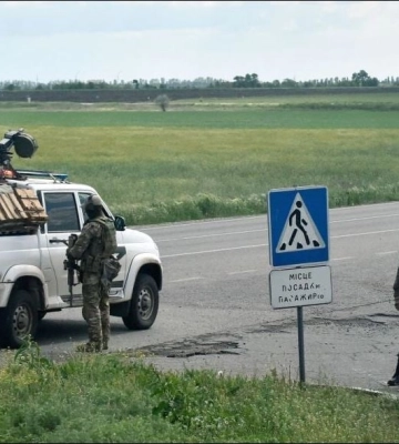 Российские войска отходят на 15-20 км вглубь левого берега Днепра, – ОК &quot;Юг&quot;