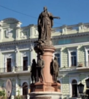 Президента просять обміняти пам&#039;ятник Катерині II в Одесі на викраденого з Херсона єнота