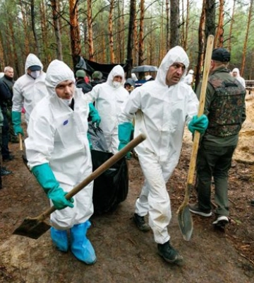 Майже тисячу тіл мирних жителів виявили на звільнених від росіян територіях