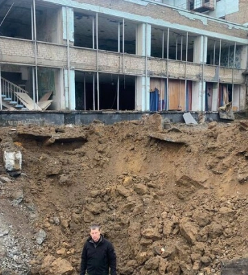 У Запорізькому районі ворожі ракети зруйнували будинок культури - фото