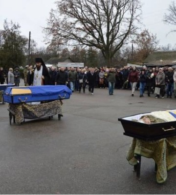 У Кропивницькому віддали останню шану загиблим військовим 
