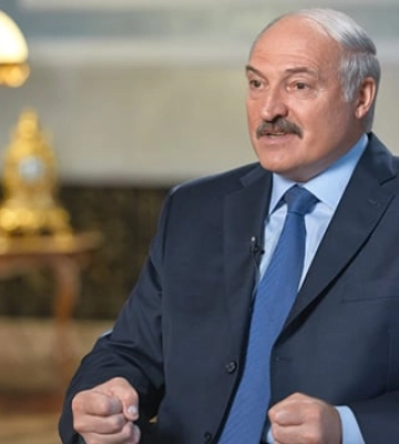 Лукашенко подякував богові за вихід McDonald’s з Білорусі