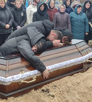 Поховали у день 50-річчя: на Волині провели в останню путь Героя Олександра Пословського
