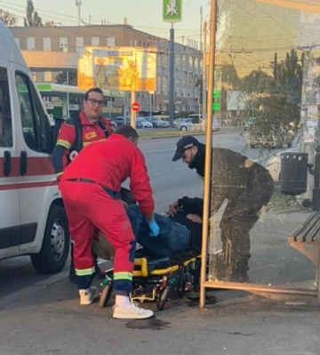 В Одесі поліцейські врятували від смерті чоловіка