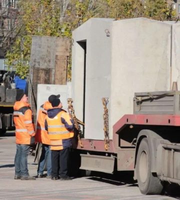 Від яких снарядів можуть захистити мобільні укриття у Дніпрі
