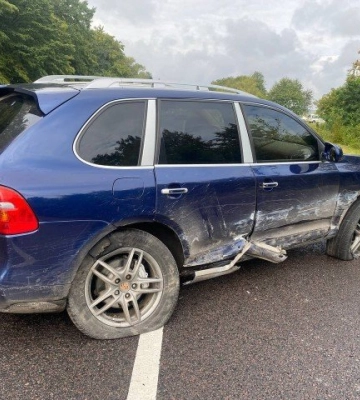 Під Луцьком  Porsche під час обгону в’їхав у Mazda: суд визнав водія «німця» невинним