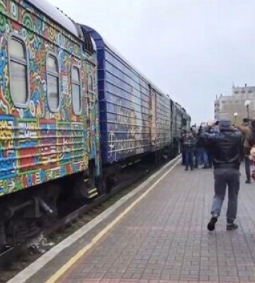 До визволеного Херсону прибув перший потяг з Києва. ВIДЕО