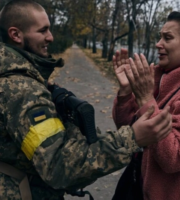 «Не здаємось». Зеленський показав зворушливі фото боротьби українців