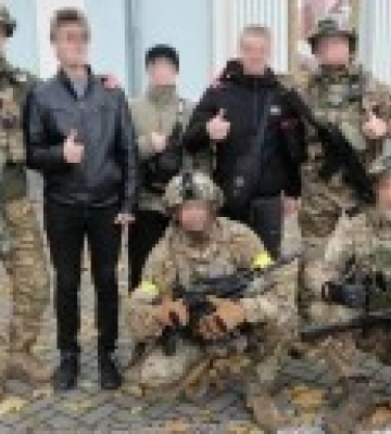 Украина вернула из российского плена троих морских пехотинцев