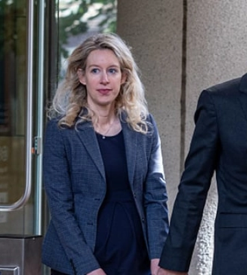Засновницю Theranos Елізабет Холмс засудили до понад 11 років ув&#039;язнення