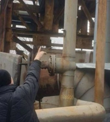 Запорізькі комунальники завершили ремонт тепломереж, що постраждали від обстрілів, раніше, ніж обіцяли