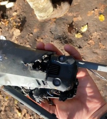 На Донеччині прикордонники з антидронової рушниці «приземлили» ворожий безпілотник