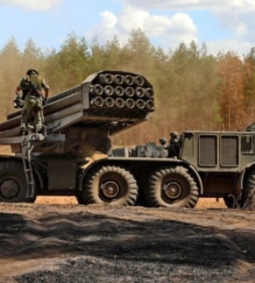 Армія РФ двічі обстріляла Нікопольщину з реактивних систем залпового вогню