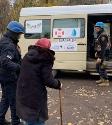 Мешканців Херсонщини та Миколаївщини закликають добровільно евакуюватись
