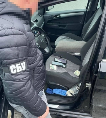 Пропонували ухилянтам виїхати до росії: СБУ знешкодила злочинне угруповання, яке діяло зокрема і на Одещині, - ФОТО
