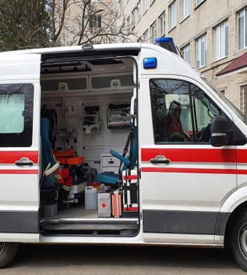 У Луцьку водій Opel збив 22-річну дівчину, постраждала померла у лікарні