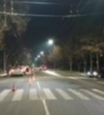 У лікарні померла дівчина, яку збив водій авто у Луцьку