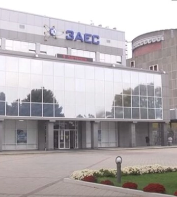Понад 12 &quot;прильотів&quot; Запорізькою АЕС: Енергоатом б&#039;є на сполох через масові обстріли окупантів