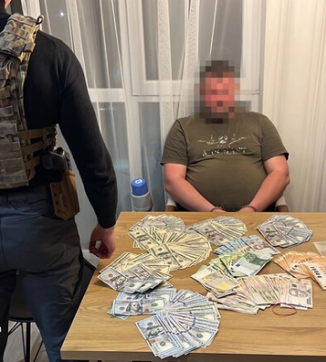 СБУ накрыла группировку, которая помогала мужчинам призывного возраста сбегать через Запорожскую область