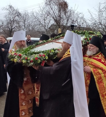 В Переяславе торжественно встретили древнюю раку с частицей мощей святого чудотворца - покровителя Черкасчины