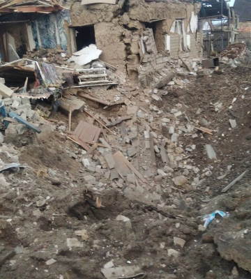 Рашисты ночью били из С-300 по жилым домам на Запорожье: в ОВА показали последствия