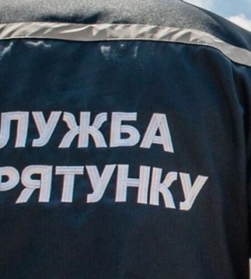 В Одесі врятували чоловіка, який впав у яму