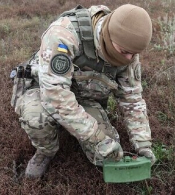 Минный коридор обнаружили военные у российской границы на севере Харьковщины. ФОТО