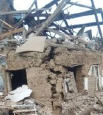 Армия России ударила ракетами по пригороду Запорожья, есть разрушенные жилые дома — фото
