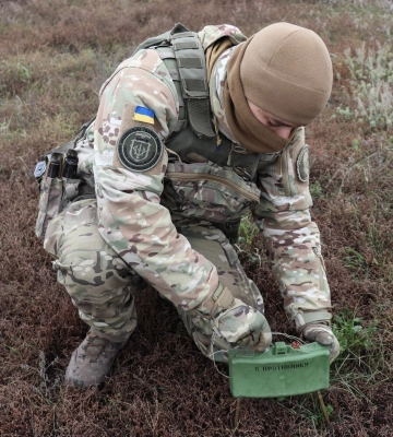 На Харківщині виявили мінний коридор 