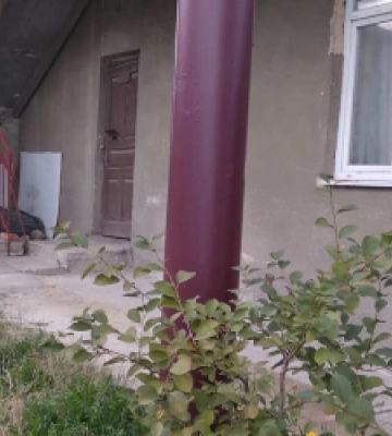 У Жовкві виставили на аукціон будинок за ціною 33 грн за метр квадратний