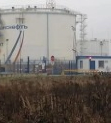 У Росії на нафтобазі стався вибух, губернатор Орловській області каже про &quot;підрив безпілотником&quot;