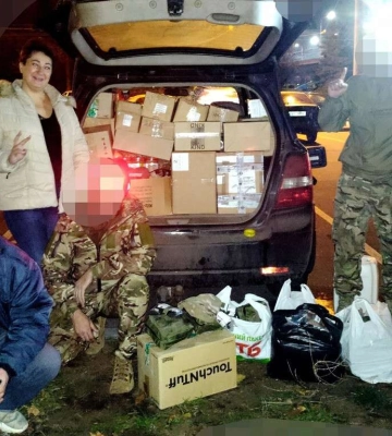 Одяг, продукти, аптечки, окопні пальники: Дніпро вчергове передав допомогу
