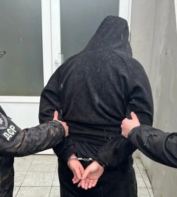 Поліція затримала 28-річного мешканця Чернівців за облаштування нарколабораторії
