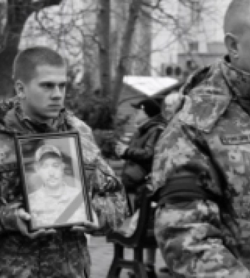 У Луцьку прощались з Героєм Романом Грицюком