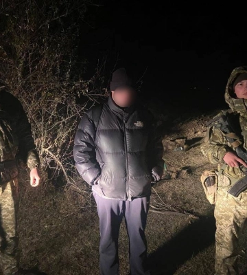 Хотів через Молдову потрапити до Австрії: на Одещині затримали порушника кордону, - ФОТО