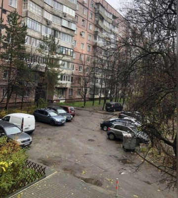 Сливают бензин: в Днепре по ночам орудуют воры-халявщики