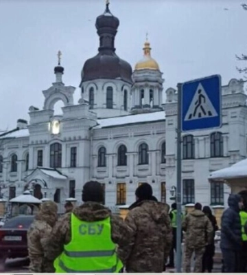 Официально: СБУ проводит обыски в Киево-Печерской лавре 