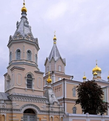 СБУ проводить обшук у Корецькому монастирі