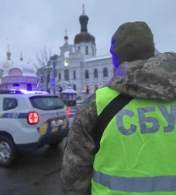 У Лаврі шукають &quot;русскій мір&quot;: нові фото обшуків та заява СБУ