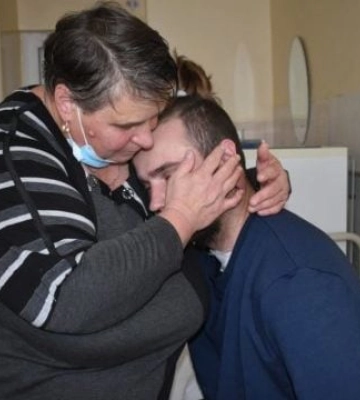 Вибух міни під ногами не залишав шансів: у Дніпрі врятували 28-річного жителя Бахмута
