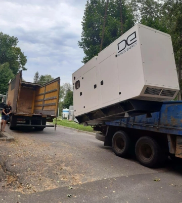 Медичні установи Харківщини отримали понад 50 генераторів різної потужності